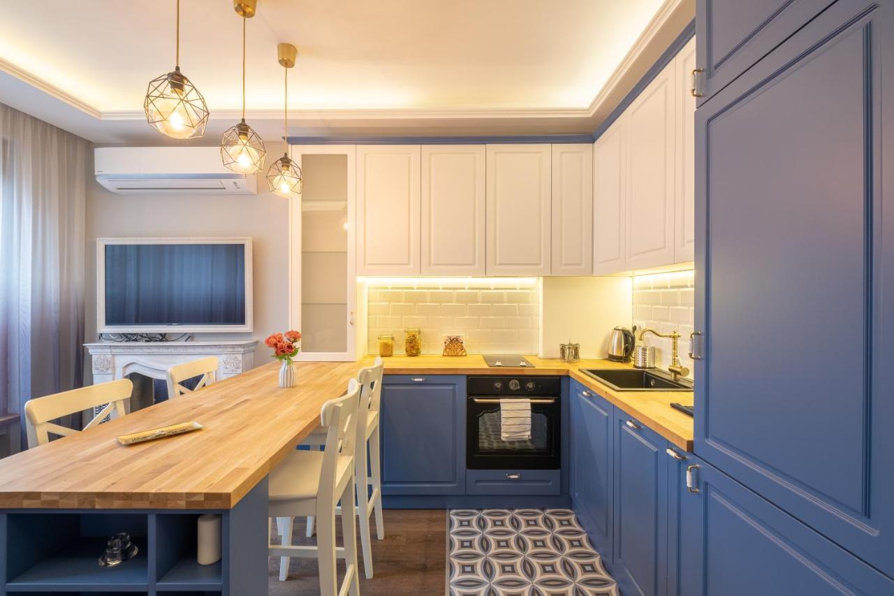 Designer & Cozy 2bd Flat With A Parking In The Center By Flat Mаnager *